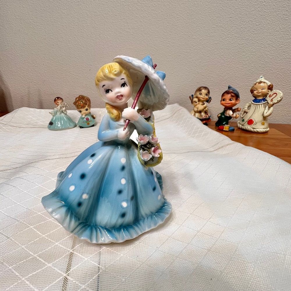1960s Vintage Lefton #1868 Southern Belle Girl, Ceramic Porcelain Figurine